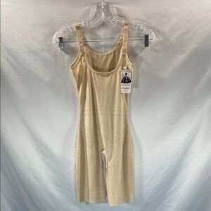 Elegant Cream Shapewear Bodysuit